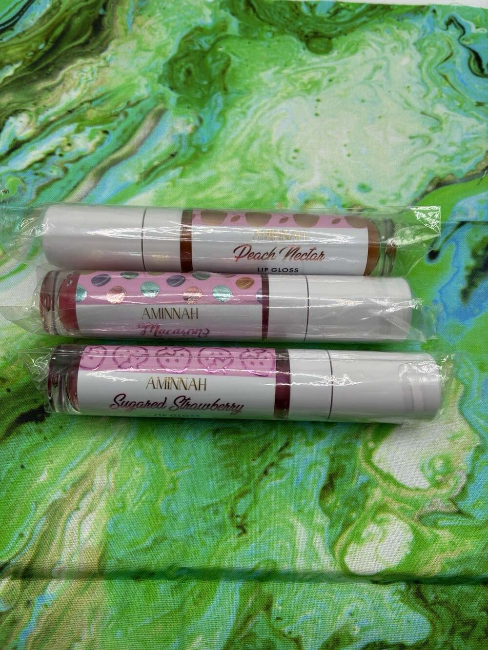Lip Gloss Set 3 Pack Aminnah Vegan Cruelty Free Peach Strawberry Macaron Gift